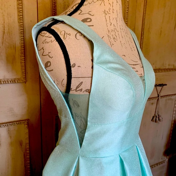 Cecilia Couture satin evening gown - Picture 4 of 13